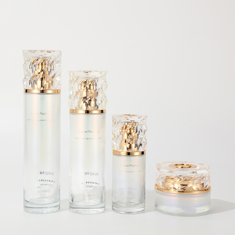 Värillinen gradientti kosmeettinen pakkaussarja, painettu tyhjä kasvovoidepurkki ihonhoitolasinen kosteusemulsiopullo pumpulla Värillinen gradientti kosmeettinen pakkaussarja, painettu tyhjä kasvovoidepurkki ihonhoitolasinen kosteusemulsiopullo pumpulla