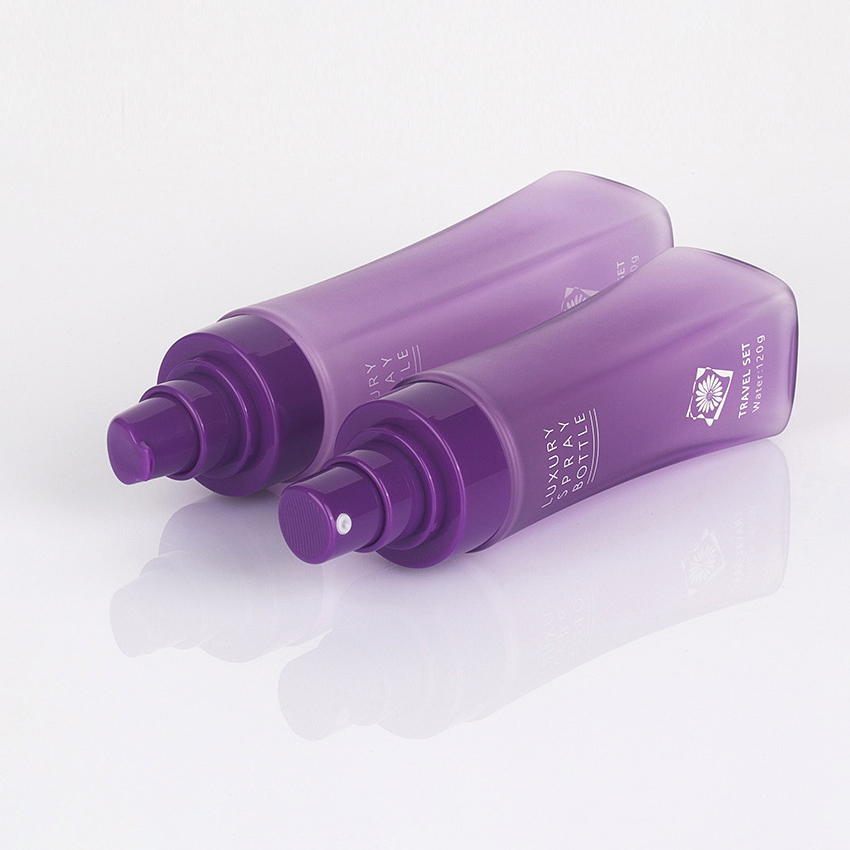 80 ml 120 ml 150 ml 200 ml vyötärön muotoinen lemmikkieläinten muovimatkapullo Räjähtävä muotoilu kosteusemulsioille Väriaine Vesi - Pienikokoinen Kätevä suihkepullo