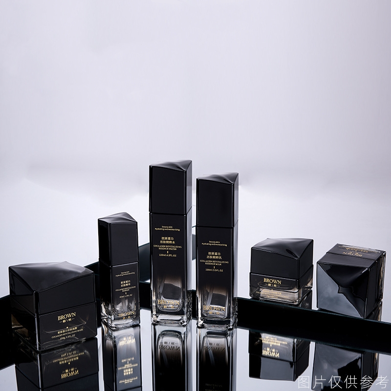 Ainutlaatuinen neliönmuotoinen lasikermapurkki korotetulla kannella kosmeettisiin pakkauksiin Ainutlaatuinen neliönmuotoinen lasikermapurkki korotetulla kannella kosmeettisiin pakkauksiin