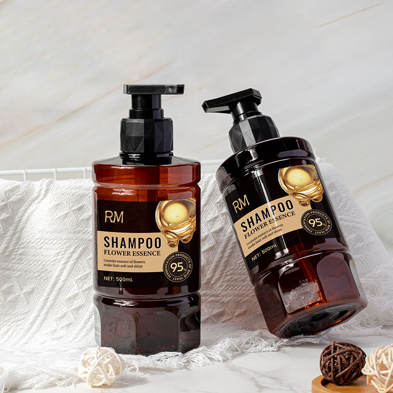 500 ml lemmikkieläinten muovinen terälehtipumppupullo ruuvipumpulla High Value hotellishampoopullo henkilökohtaiseen hygieniaan