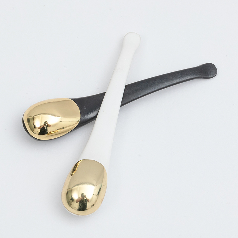 Gold Silver Cosmetic Spatula Scoop Korkealaatuinen Metal Face Eye Cream Lusikka Kauneus Meikki Kasvonaamio Lusikka Gold Silver Cosmetic Spatula Scoop Korkealaatuinen Metal Face Eye Cream Lusikka Kauneus Meikki Kasvonaamio Lusikka