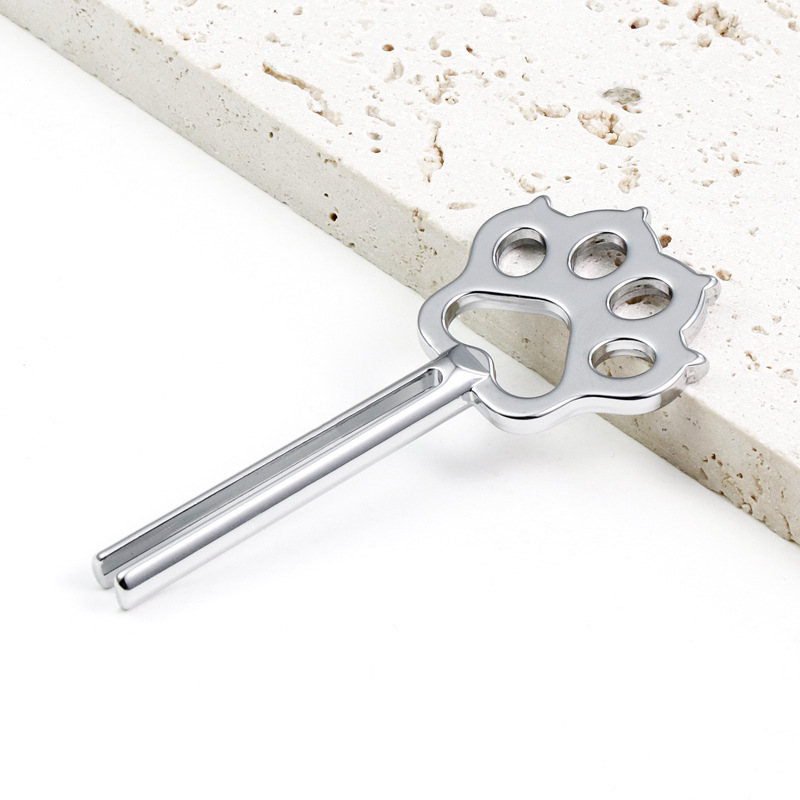 Ainutlaatuinen kissan tassun muotoinen sinkkiseoksesta valmistettu putkipuristin kissanruokaan Ainutlaatuinen kissan tassun muotoinen sinkkiseoksesta valmistettu putkipuristin kissanruokaan